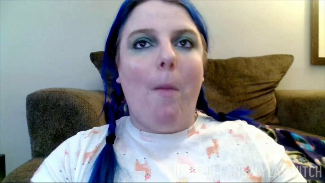 Malvina Indian Sandwich Mouth Fetish Webcam Model Porn Blue Hair
